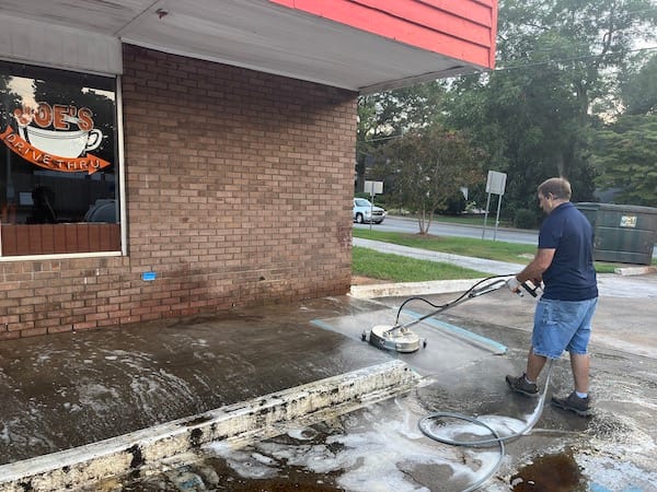 commercial pressure washing